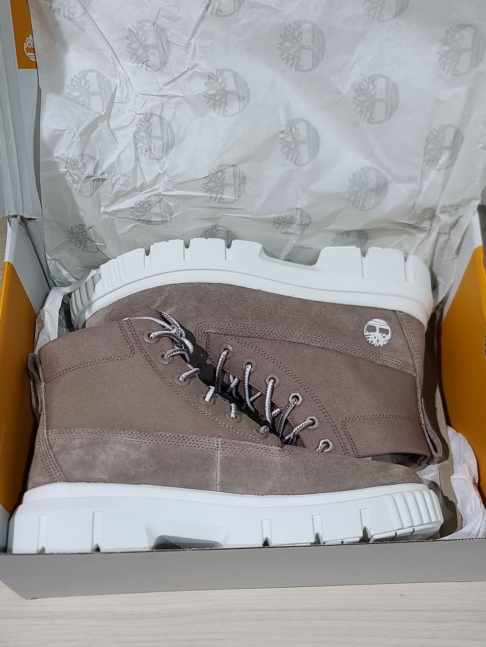 Timberland Greyfield L/F Boots / Taupe Suede Gray US Women's 10 NEW - Picture 9 of 13